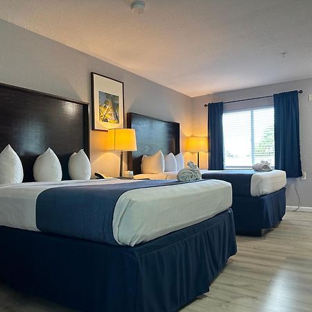 Lantern Inn & Suites - Sarasota Esterno foto