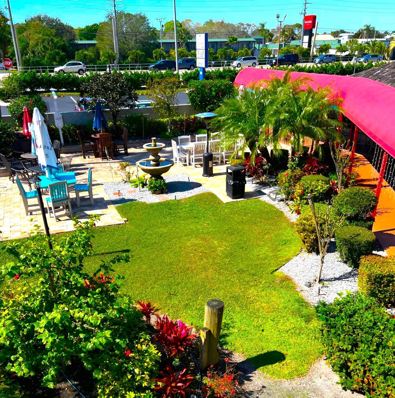 Lantern Inn & Suites - Sarasota Esterno foto