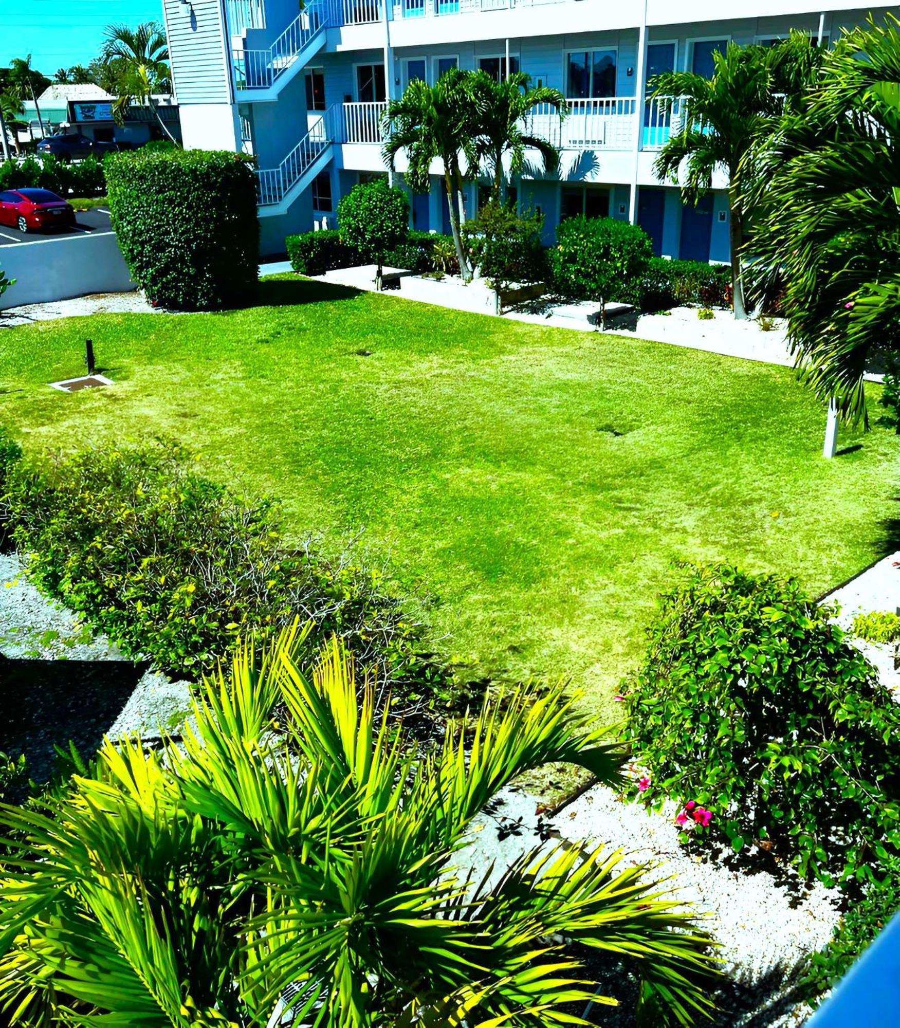 Lantern Inn & Suites - Sarasota Esterno foto
