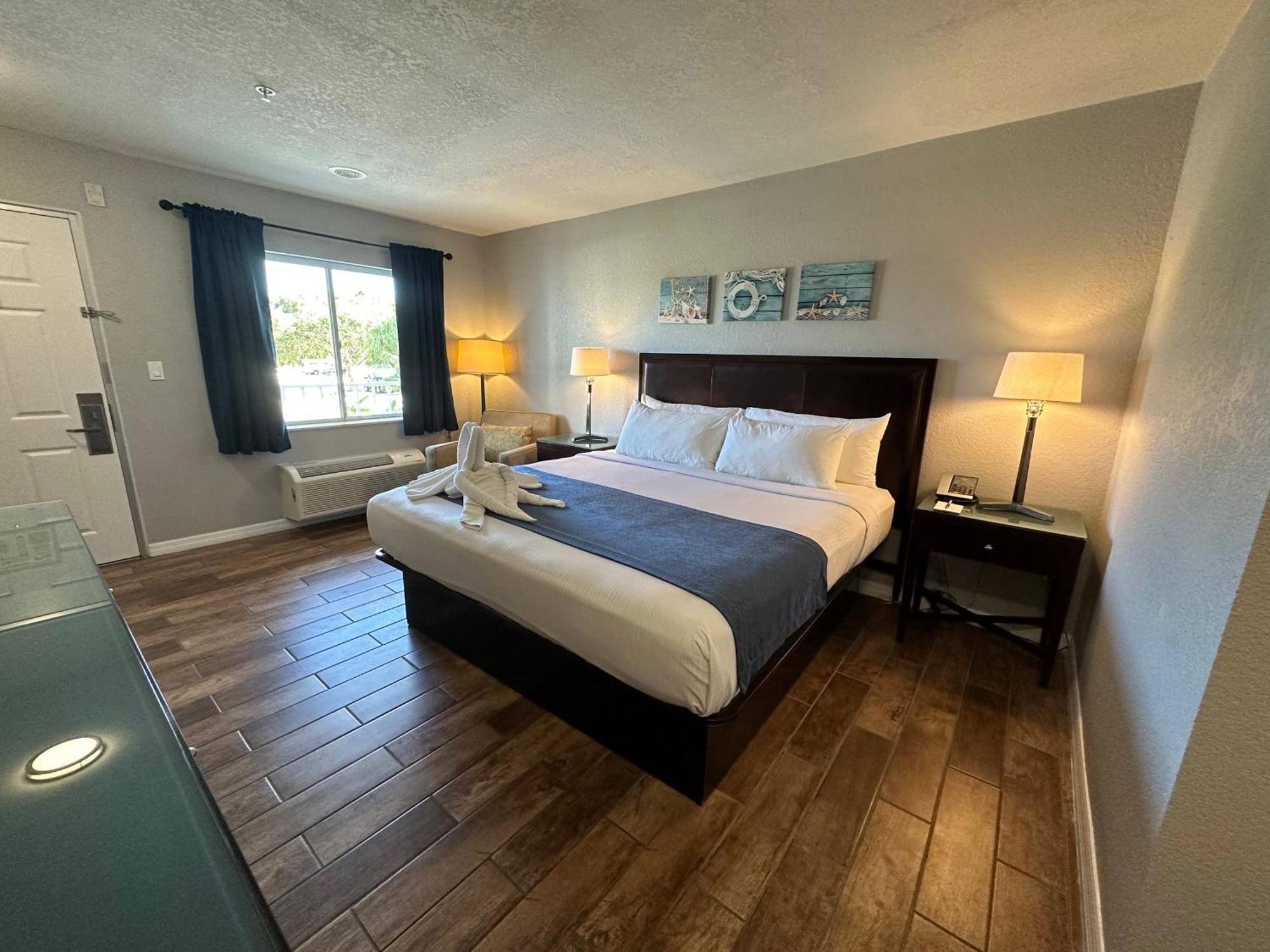 Lantern Inn & Suites - Sarasota Esterno foto
