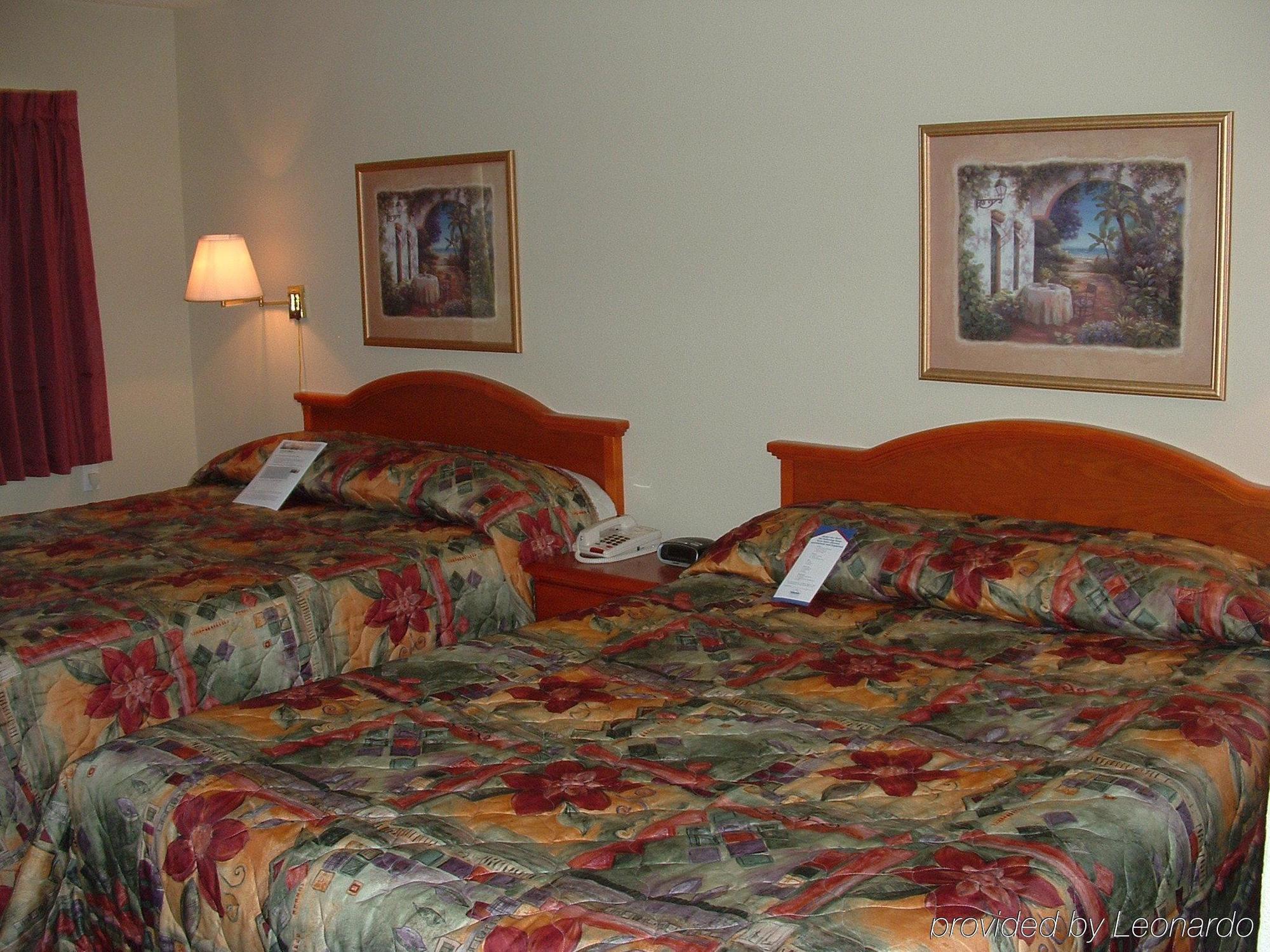 Lantern Inn & Suites - Sarasota Esterno foto